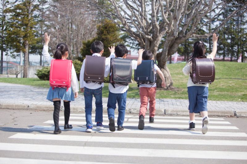 cách trẻ em đến trường an toàn